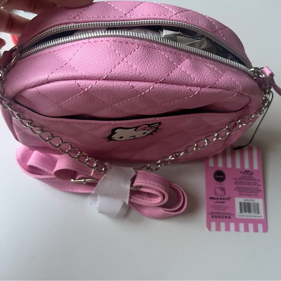 Hello Kitty Quilted Crossbody Bag Pink NWT - Picture 2 of 3